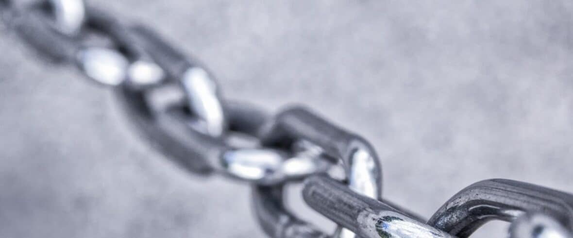 Implementing a Queue with a Linked List - Feature Image